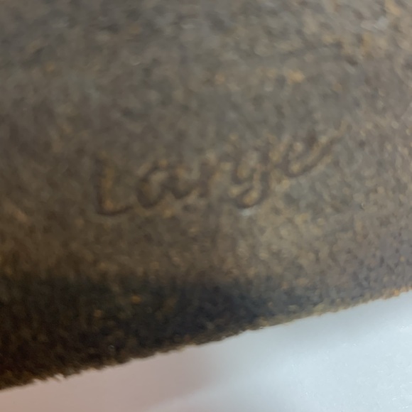 Studded leather belt - Picture 6 of 6